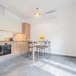 Cozy Nest On The By Rent Apartment Tremezzo
