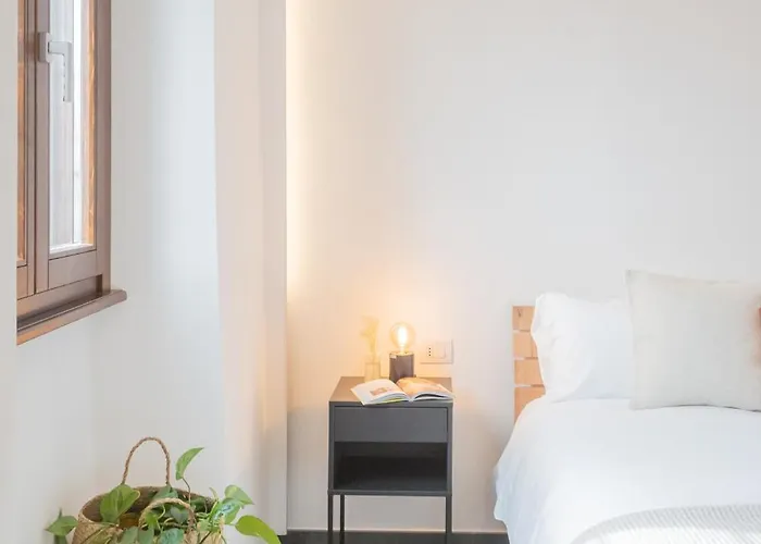 Cozy Nest On The By Rent * Tremezzo