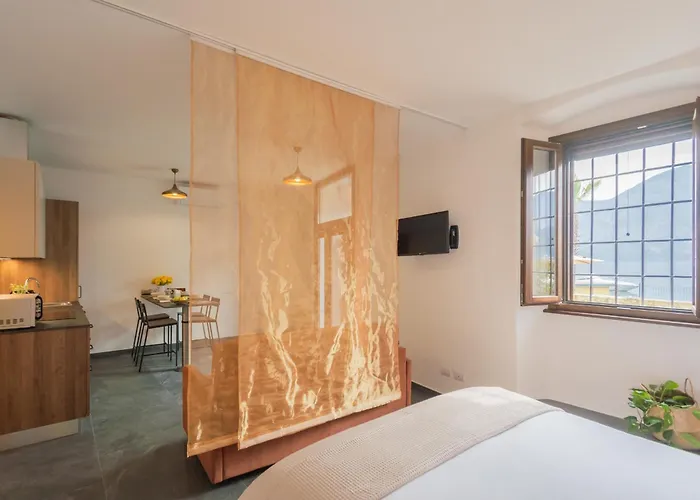 Lägenhet Cozy Nest On The By Rent