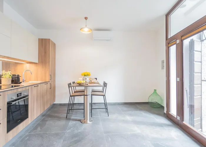 Cozy Nest On The By Rent