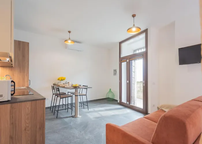 Cozy Nest On The By Rent Appartement